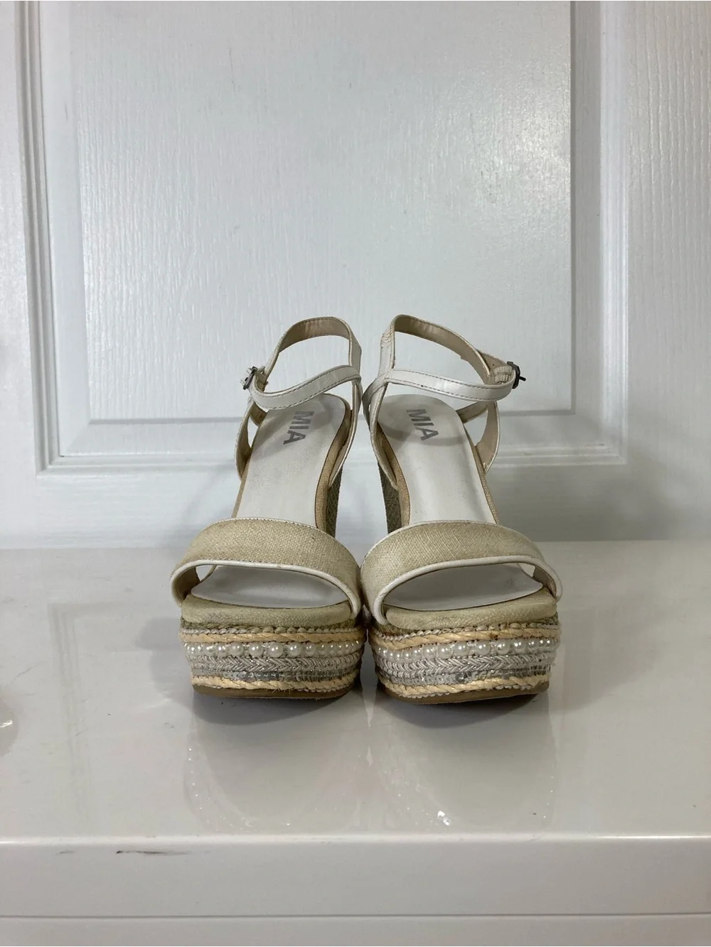 MIA Espadrilles Women 8 Strappy Wedge Pearls Sequins Cream Sandals